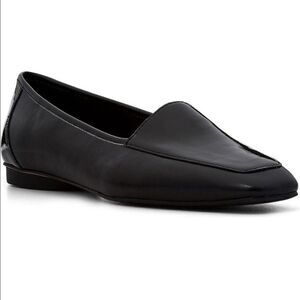 Donald Pliner Doris  leather lightweight comfy slip-on loafer size 5,5 in back